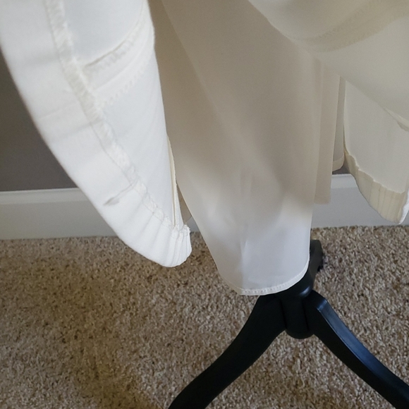 Flattering Cream Fit & Flare Skirt w/ Free Top - Picture 4 of 11